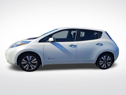 Used 2015 Nissan Leaf SV w/ LED & Quick Charge Package image 8