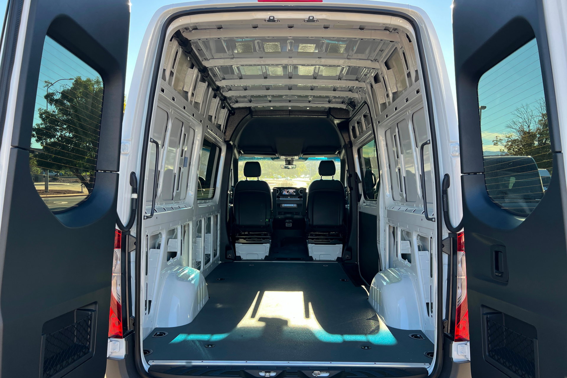 New 2026 Mercedes-Benz Sprinter 2500 image 22