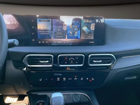 New 2026 Nissan Sentra SV w/ SV Convenience Package image 6