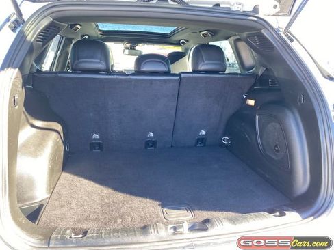 Certified 2024 Jeep Compass Limited w/ Sun and Sound Group image 8