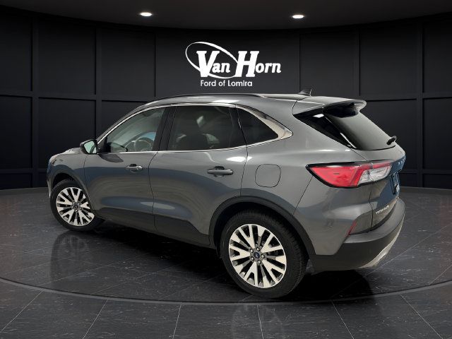Used 2022 Ford Escape Titanium AWD/4WD image 5