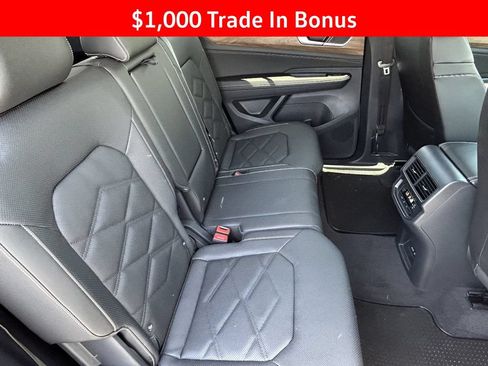 New 2026 Volkswagen Atlas SE FWD image 13
