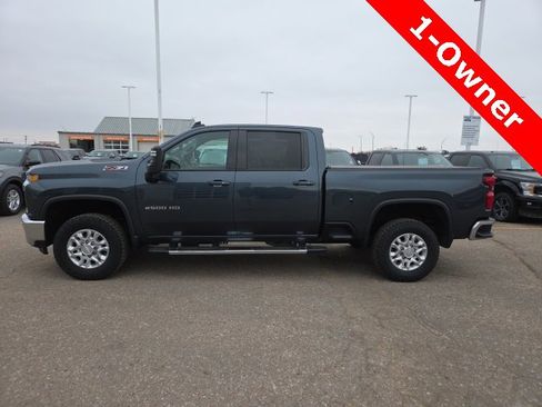 Used 2020 Chevrolet Silverado 2500 LT w/ All Star Edition image 2