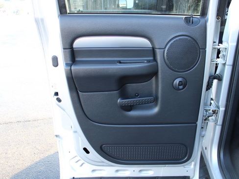 Used 2004 Dodge Ram 3500 Truck SLT w/ Sport Appearance Group image 42