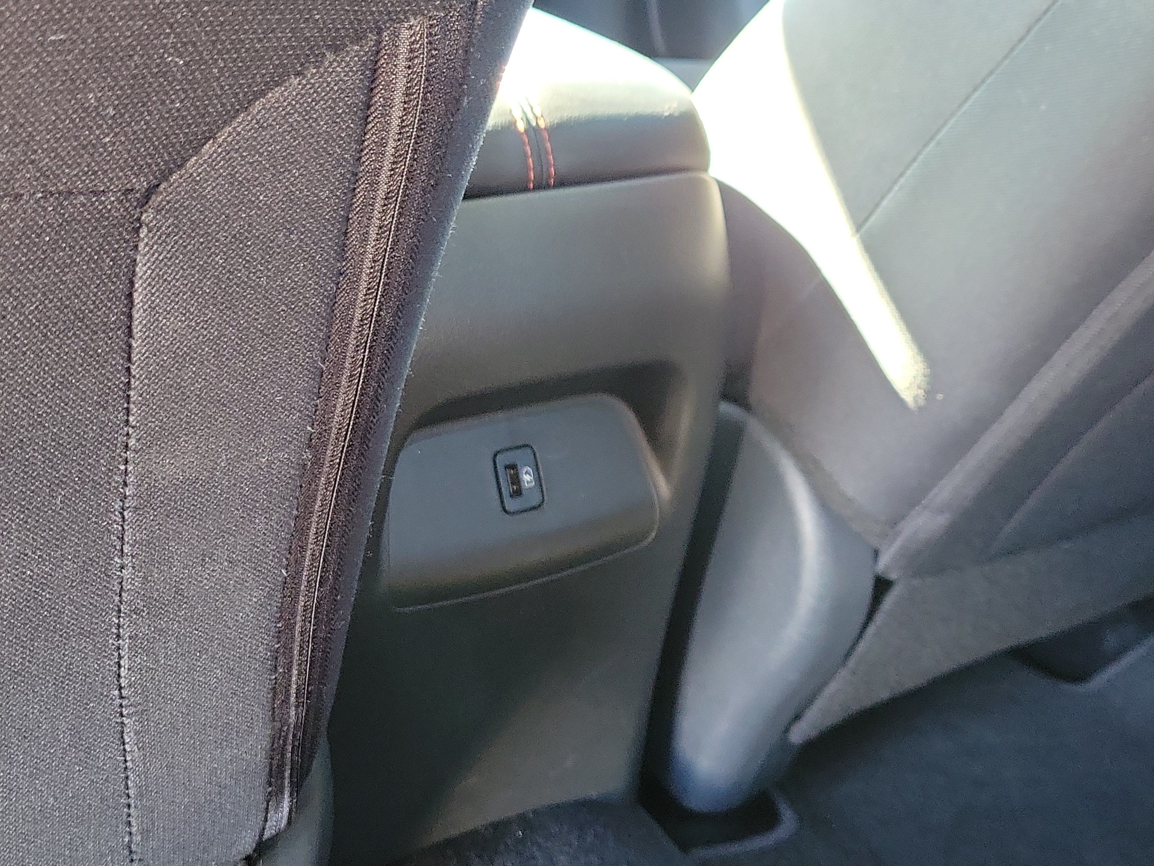 Used 2025 Nissan Sentra SR w/ Midnight Edition FWD image 14