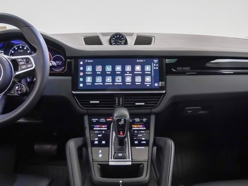 Certified 2023 Porsche Cayenne image 21