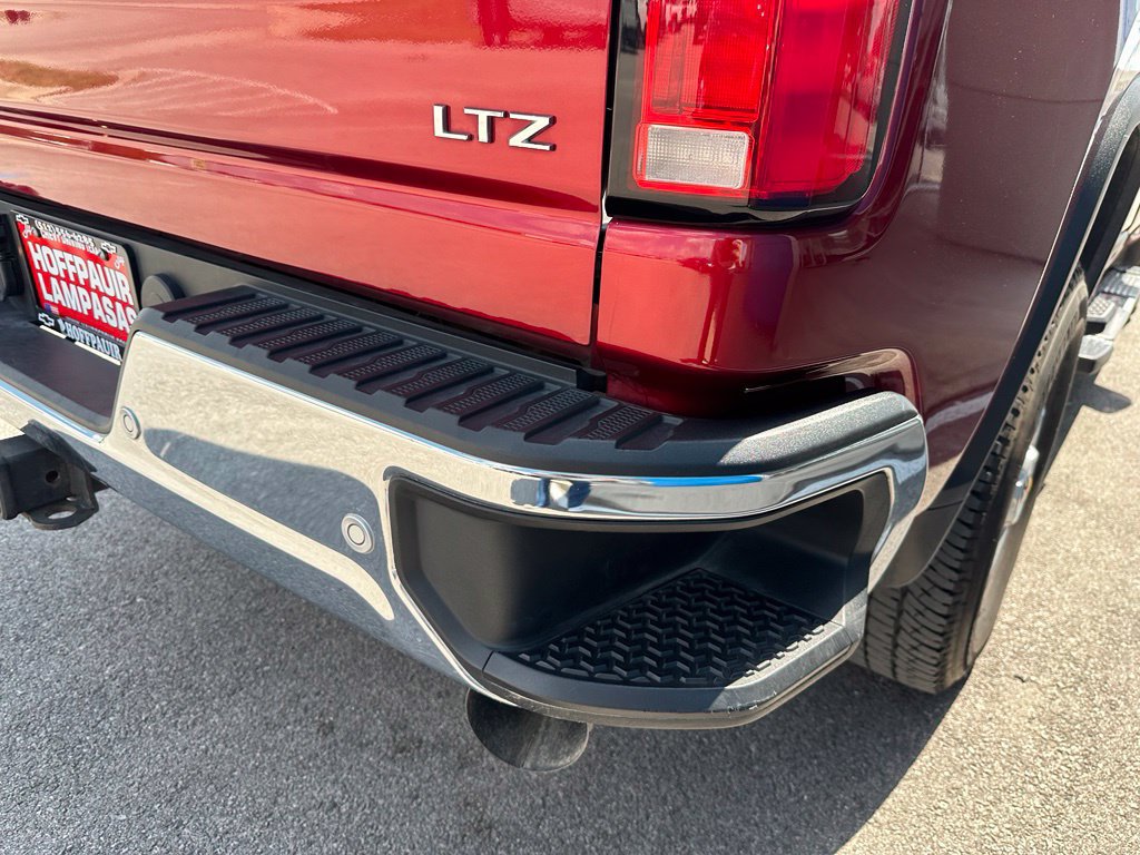 Used 2025 Chevrolet Silverado 2500 LTZ w/ LTZ Texas Edition AWD/4WD image 4