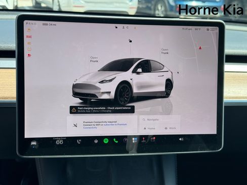 Used 2022 Tesla Model Y Performance AWD/4WD image 19