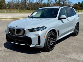 Used 2025 BMW X5 xDrive40i w/ M Sport Package AWD/4WD video 2