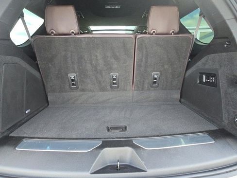 Used 2022 Cadillac Escalade Sport Platinum image 36