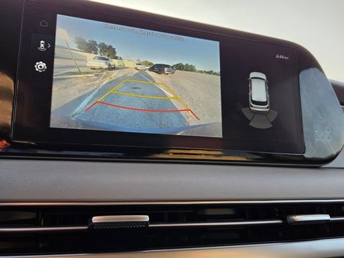 Used 2024 Hyundai Palisade SEL FWD image 14