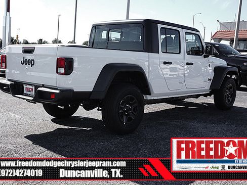 New 2026 Jeep Gladiator Sport AWD/4WD image 5
