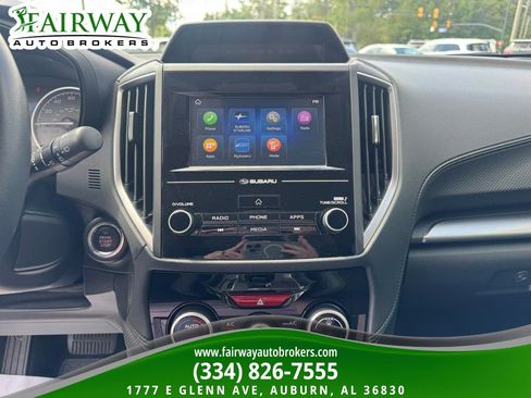 Used 2024 Subaru Forester Premium AWD/4WD image 22