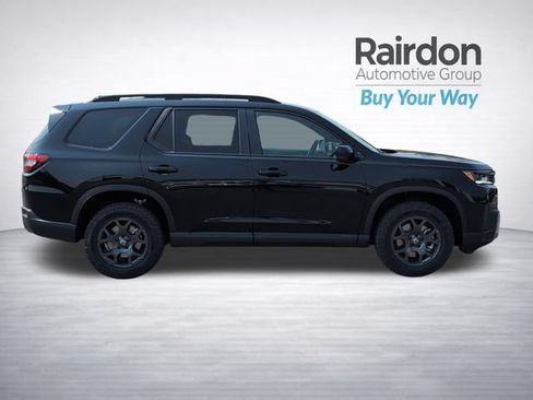 Used 2026 Honda Pilot TrailSport image 8