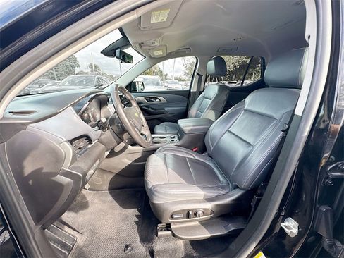 Used 2019 Chevrolet Traverse LT w/ LT Premium Package image 23