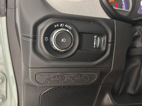 Used 2024 Jeep Wrangler Sahara w/ Technology Group image 17