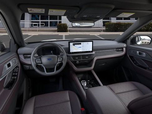 New 2026 Ford Explorer Platinum RWD image 9