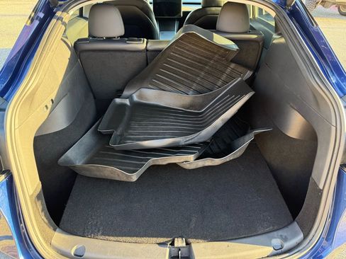 Used 2020 Tesla Model Y Long Range image 5