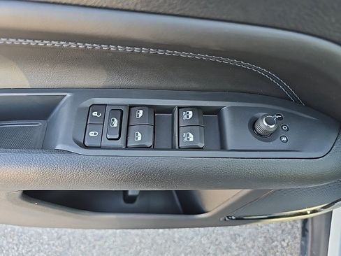 New 2026 Jeep Compass Limited image 19