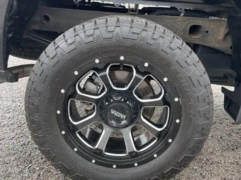 Used 2021 Chevrolet Silverado 1500 LT AWD/4WD image 20