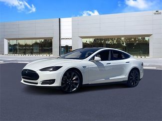 Used 2015 Tesla Model S P90D image 1