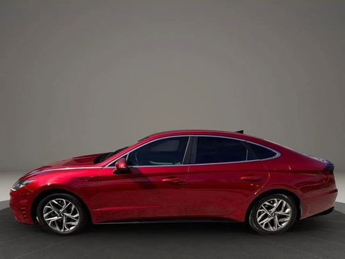 Used 2023 Hyundai Sonata SEL FWD image 2