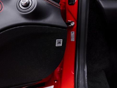 Used 2020 Ferrari F8 Tributo RWD image 52