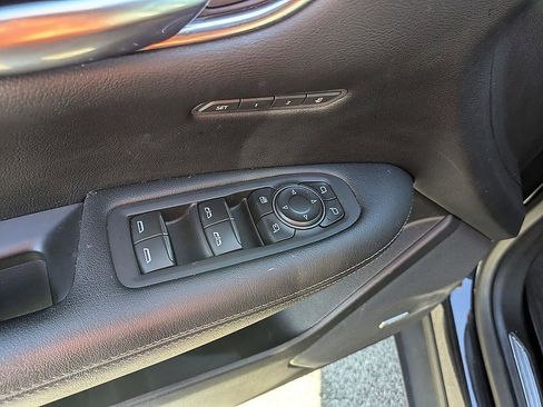 Used 2021 Cadillac XT5 Premium Luxury w/ LPO, Floor Liner Package AWD/4WD image 15