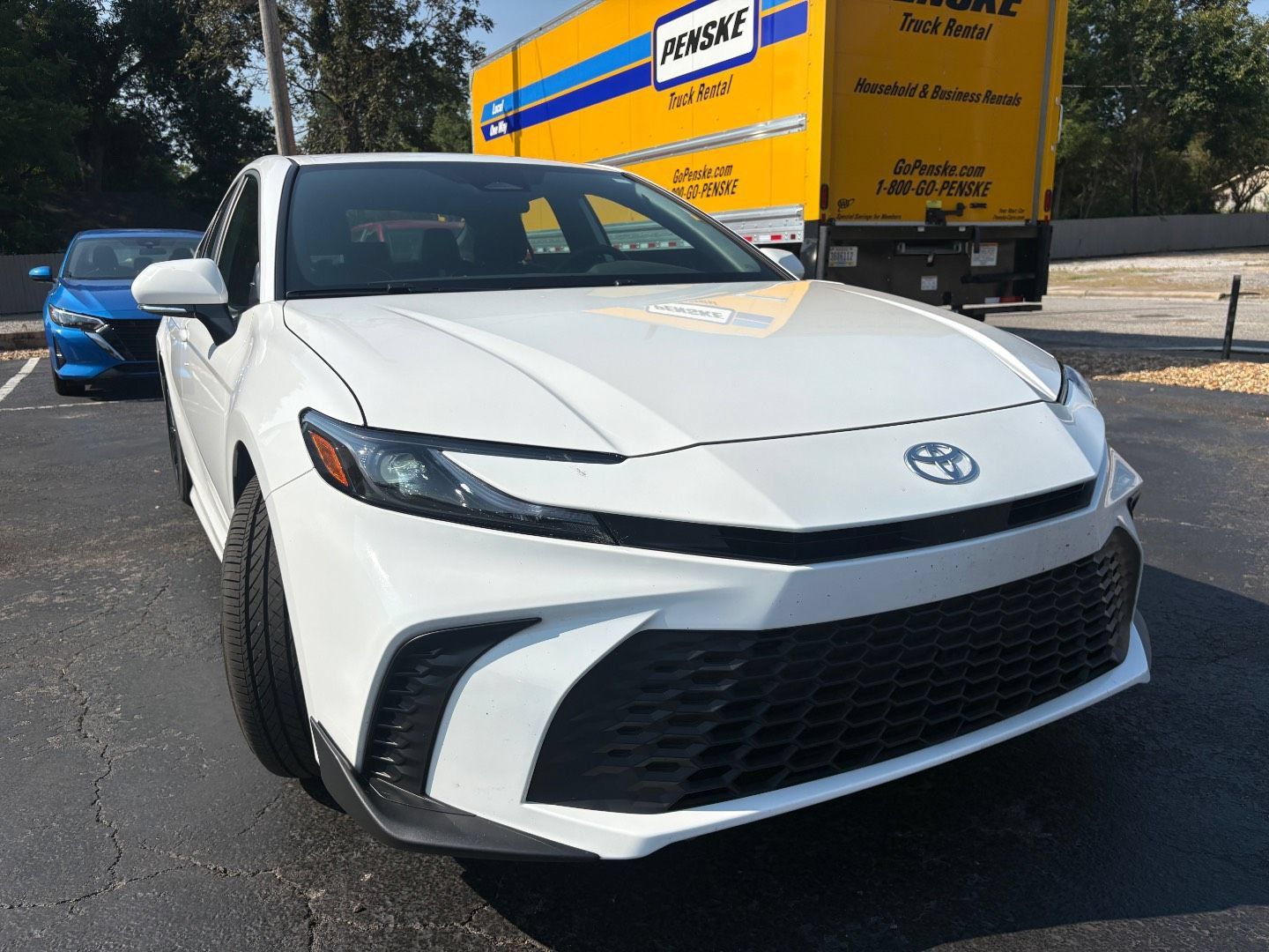 Used 2026 Toyota Camry SE FWD image 16