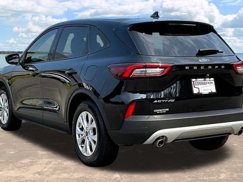 Certified 2025 Ford Escape Active FWD image 5