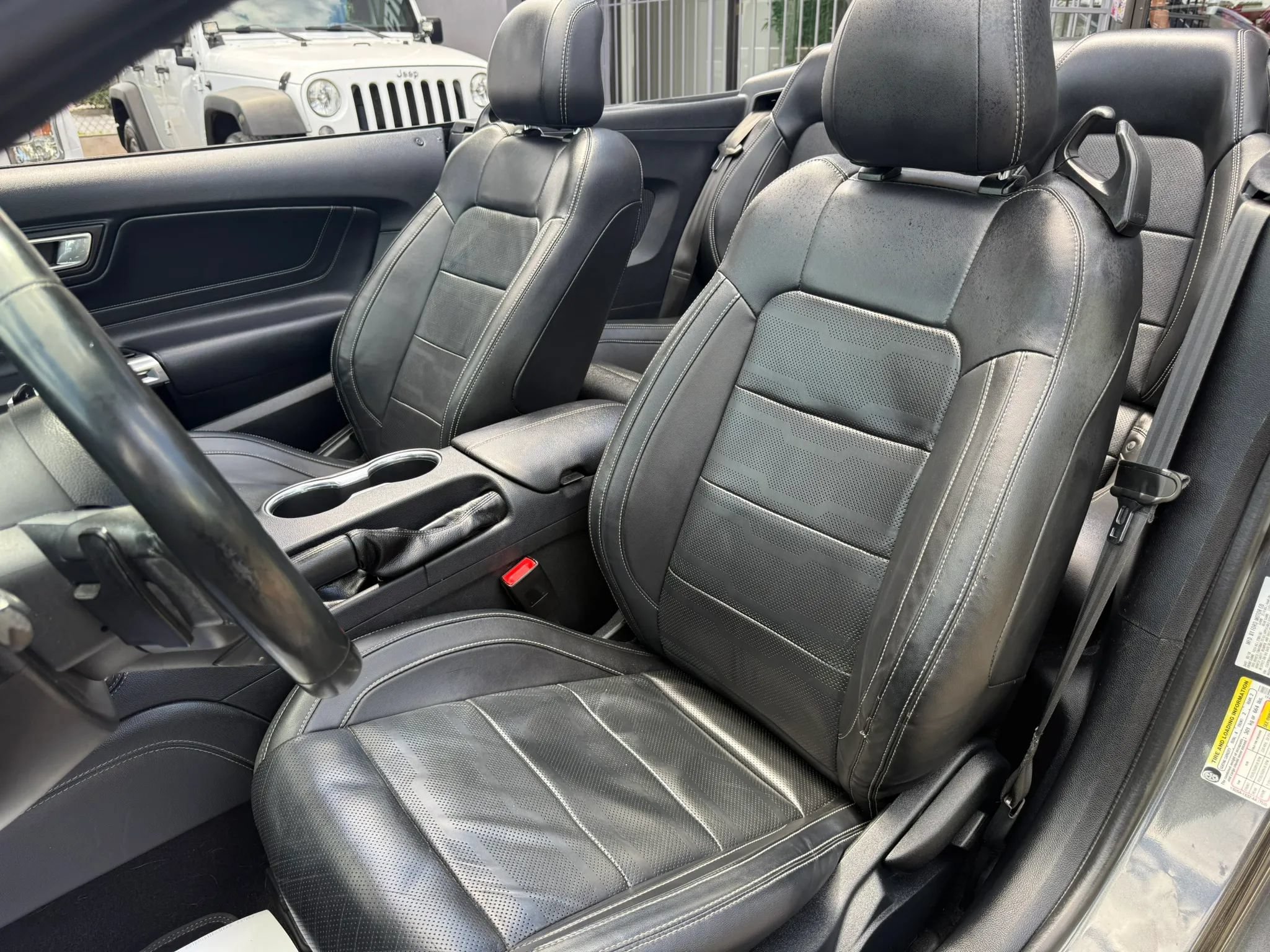 Used 2018 Ford Mustang Premium w/ Equipment Group 201A RWD image 12
