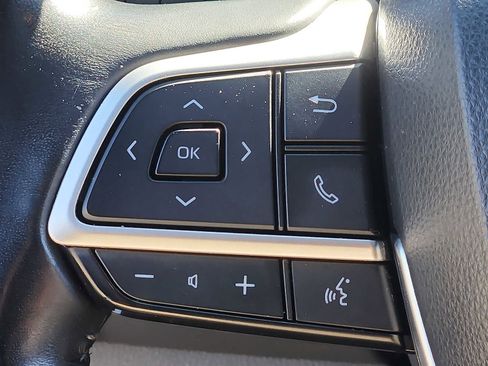 Used 2022 Toyota Highlander XSE image 21