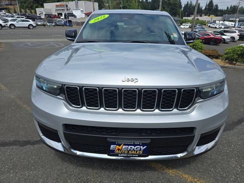 Used 2021 Jeep Grand Cherokee L Limited AWD/4WD image 2