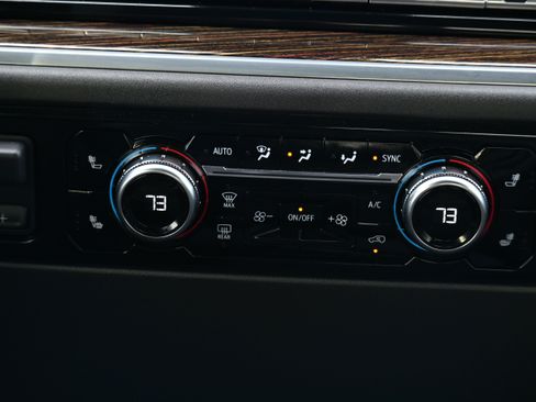 Used 2025 GMC Sierra 1500 Elevation image 14