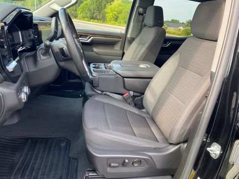 Used 2025 GMC Sierra 1500 Elevation AWD/4WD image 15