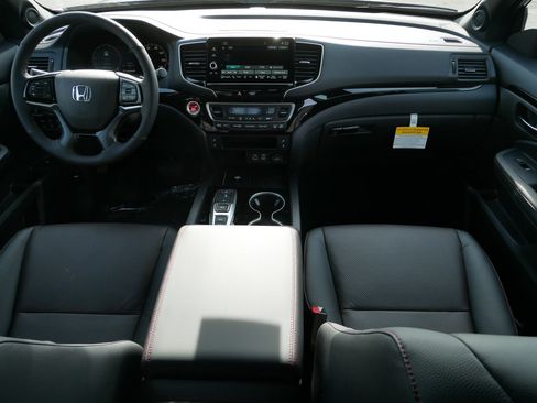 New 2026 Honda Ridgeline Black Edition image 10