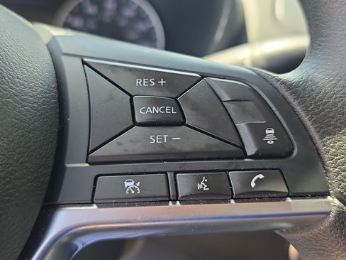 Used 2024 Nissan Sentra SV image 30