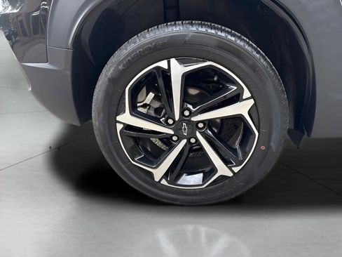 Used 2023 Chevrolet TrailBlazer RS AWD/4WD image 15