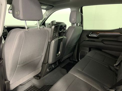 Used 2025 GMC Sierra 1500 Elevation image 18
