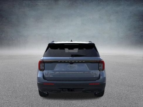 New 2026 Ford Explorer Active AWD/4WD image 7
