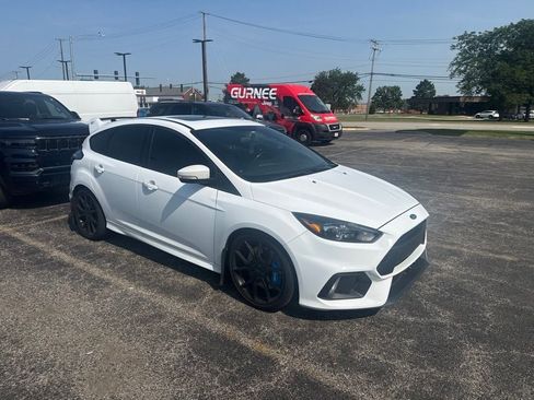 Used 2017 Ford Focus RS AWD/4WD image 10