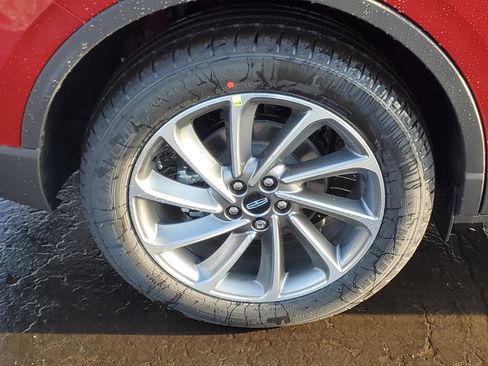 New 2026 Lincoln Corsair Premiere image 5