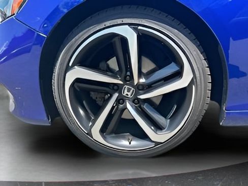 Used 2019 Honda Accord Sport image 27