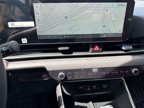 New 2026 Kia Carnival EX FWD image 30