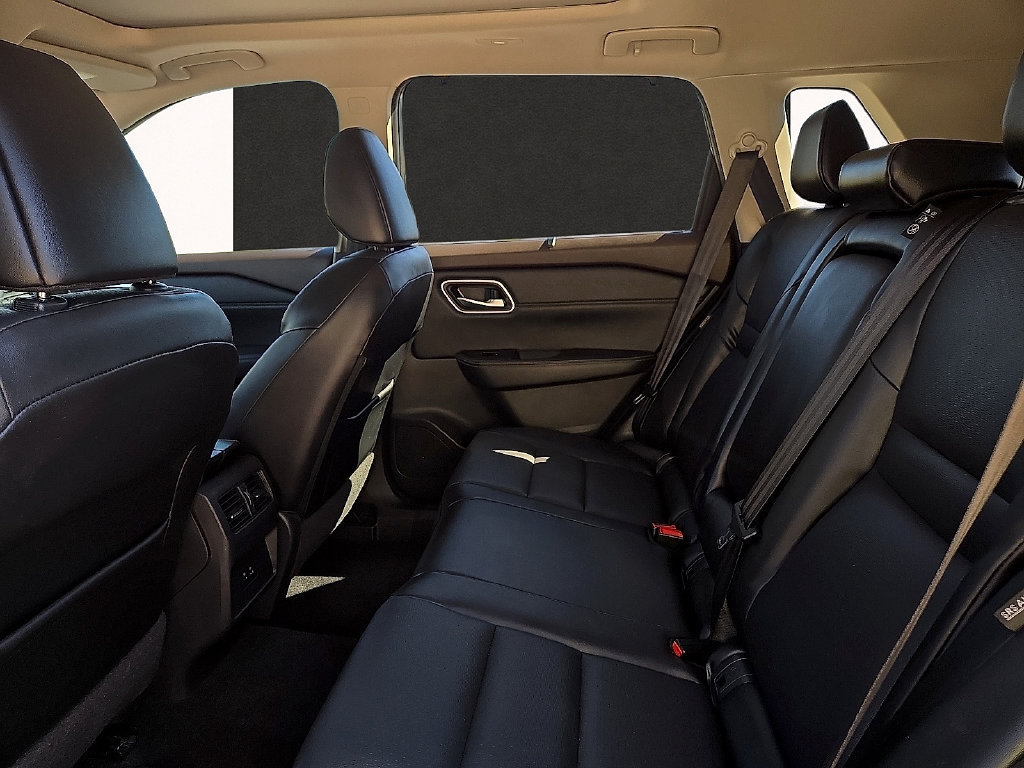 Used 2021 Nissan Rogue SV w/ Premium Package AWD/4WD image 9