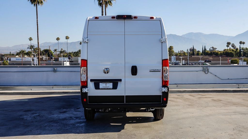 New 2026 RAM ProMaster 2500 w/ Convenience Group FWD image 8