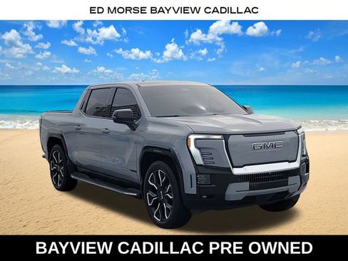 Used 2025 GMC Sierra EV Denali AWD/4WD image 8
