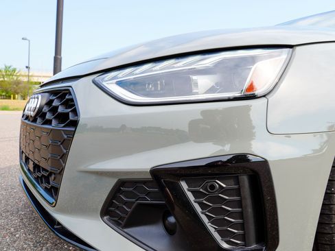Used 2020 Audi S4 Premium Plus w/ Premium Plus Package AWD/4WD image 19
