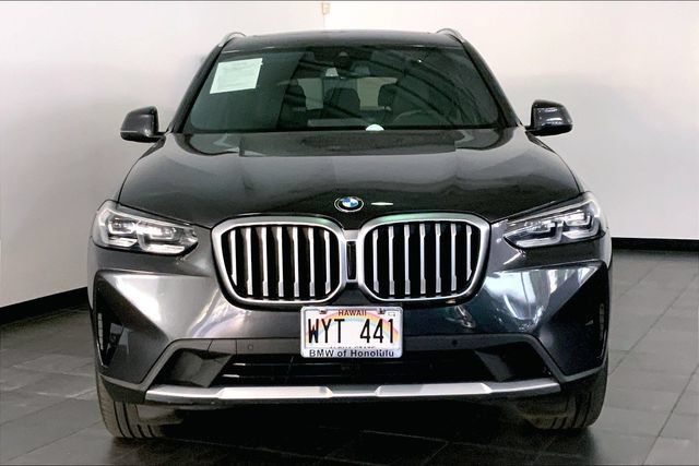 Used 2024 BMW X3 xDrive30i w/ Premium Package AWD/4WD image 2