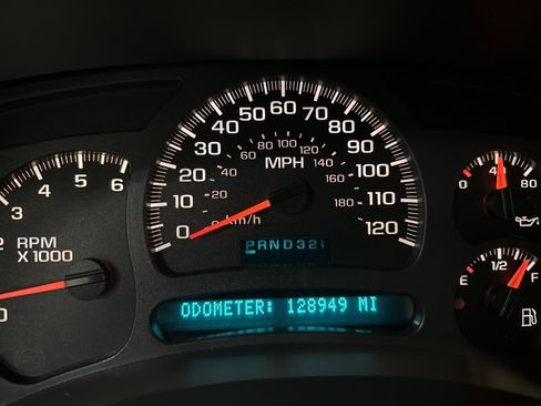 Used 2003 Chevrolet Silverado 1500 LT w/ Skid Plate Package image 28